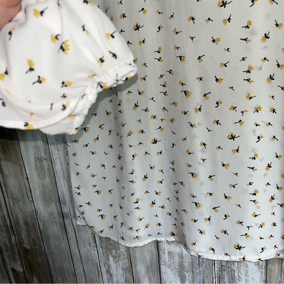Loft White Floral Flutter Sleeve Blouse - Picture 4 of 5